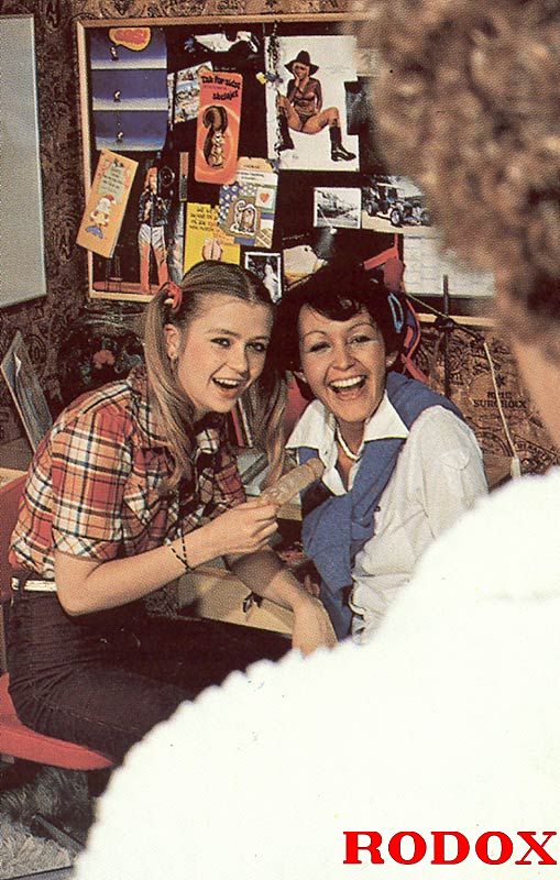 Retro xxx. Hairy seventies schoolgirls enjo - XXX Dessert - Picture 7