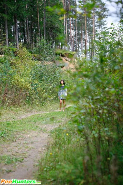 Peeing girl. Nasty teen doing water sports  - XXX Dessert - Picture 1