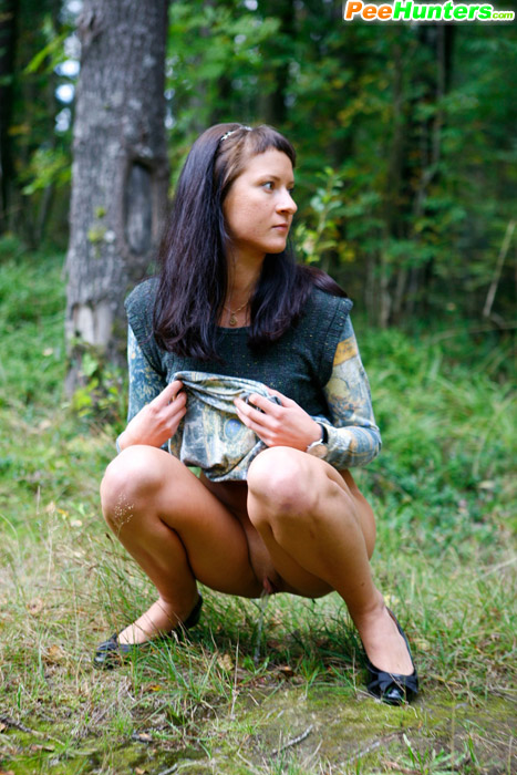 Peeing girl. Nasty teen doing water sports  - XXX Dessert - Picture 11