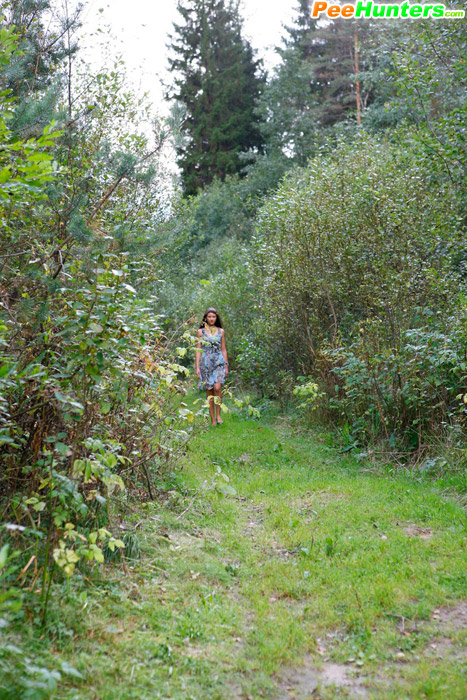 Peeing porn. Cute babe plays watersports on - XXX Dessert - Picture 1