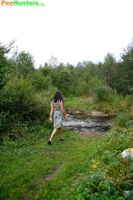 Peeing porn. Cute babe plays watersports on - XXX Dessert - Picture 14