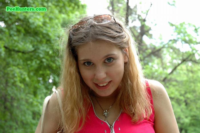 Pee. Teenage puss pissing onto a posh fashi - XXX Dessert - Picture 14