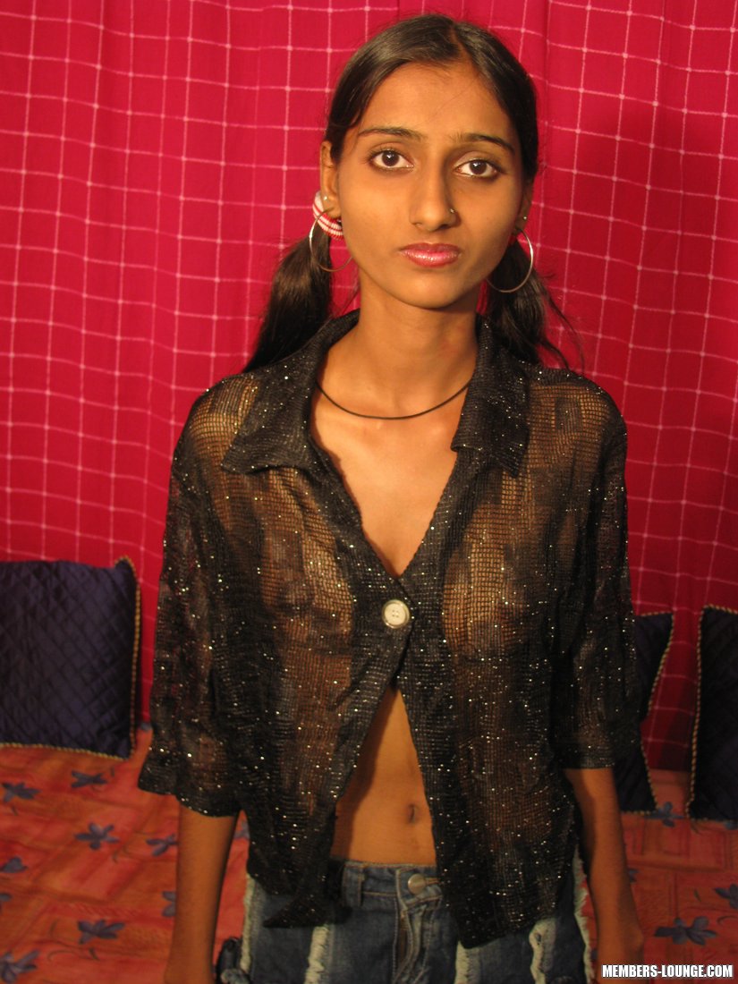 Indian Sex Skinny - India sex. Skirt and Topless. - XXX Dessert - Picture 7