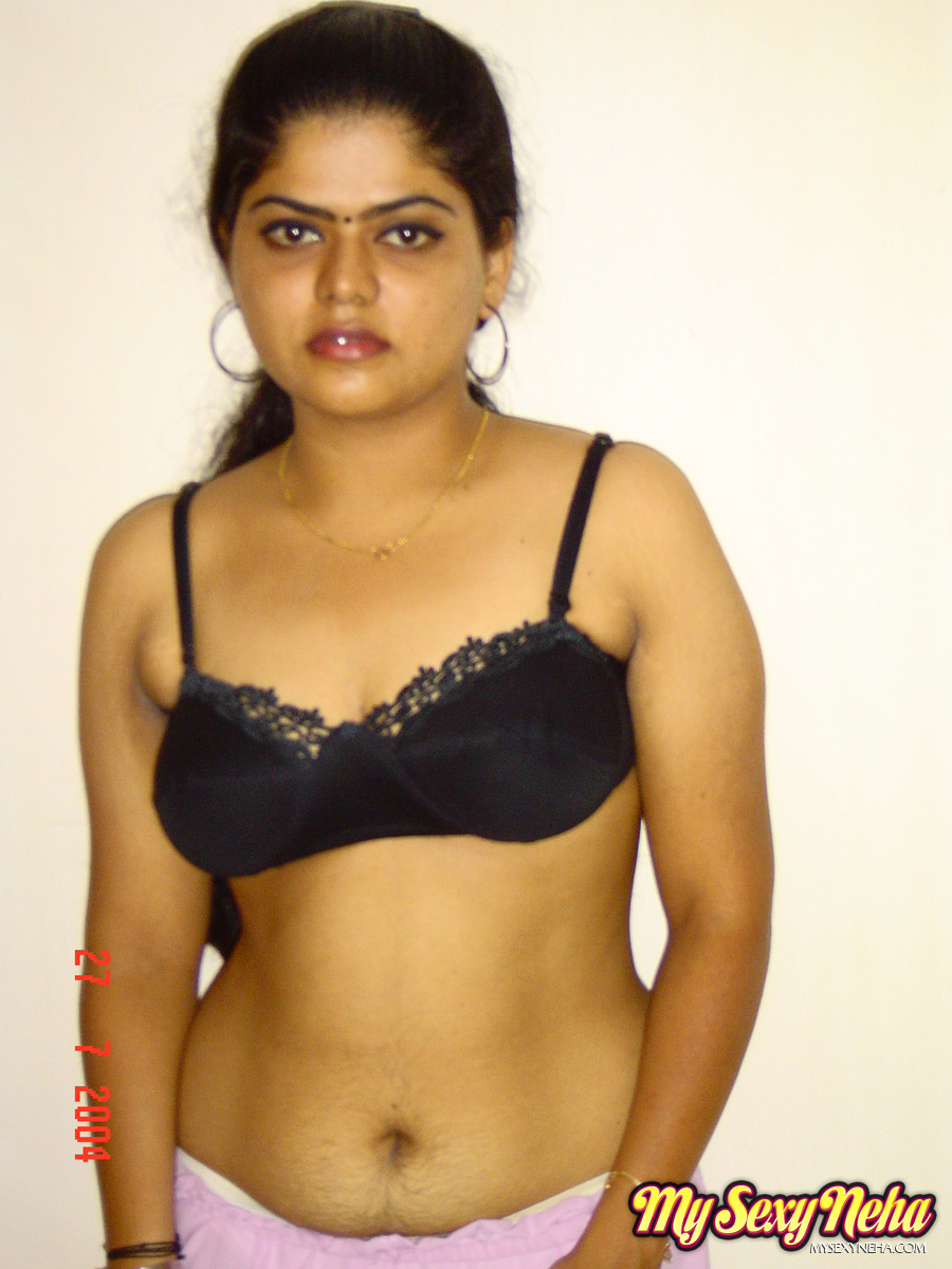 India girls. Neha getting her clothes off i - XXX Dessert - Picture 12