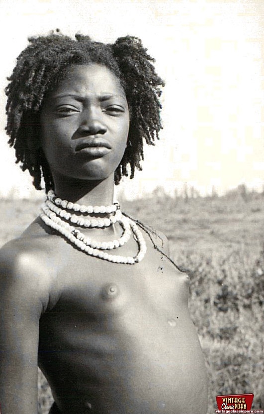 Vintage xxx. Several nude African ladies fr - XXX Dessert - Picture 2