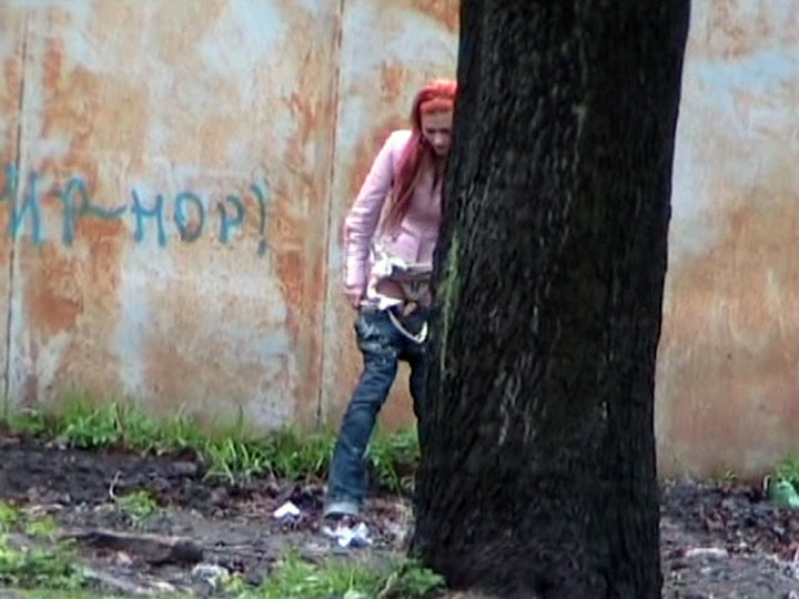 Female pee. Hot girl with red hair filmed o - XXX Dessert - Picture 15