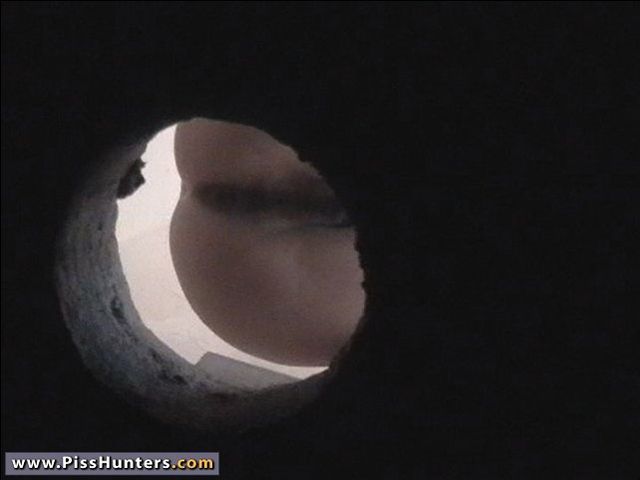 Peeing outside. Young chick peeing in a ces - XXX Dessert - Picture 5