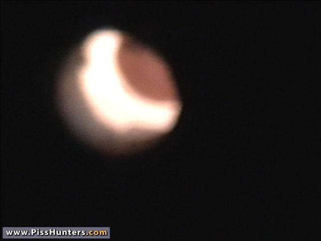 Peeing outside. Young chick peeing in a ces - XXX Dessert - Picture 12