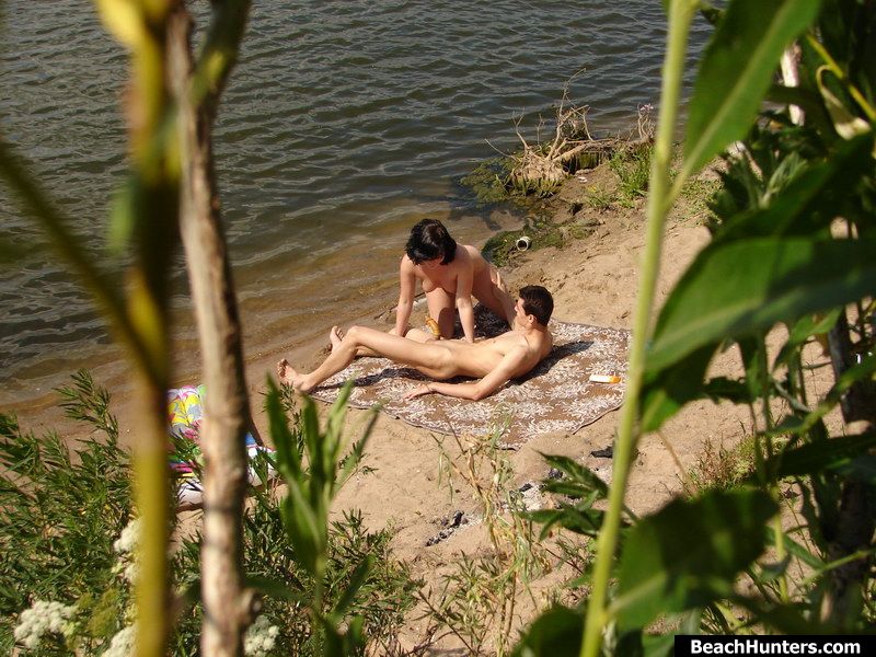 Spy sex. Excited pussycat rides her boyfrie - XXX Dessert - Picture 1