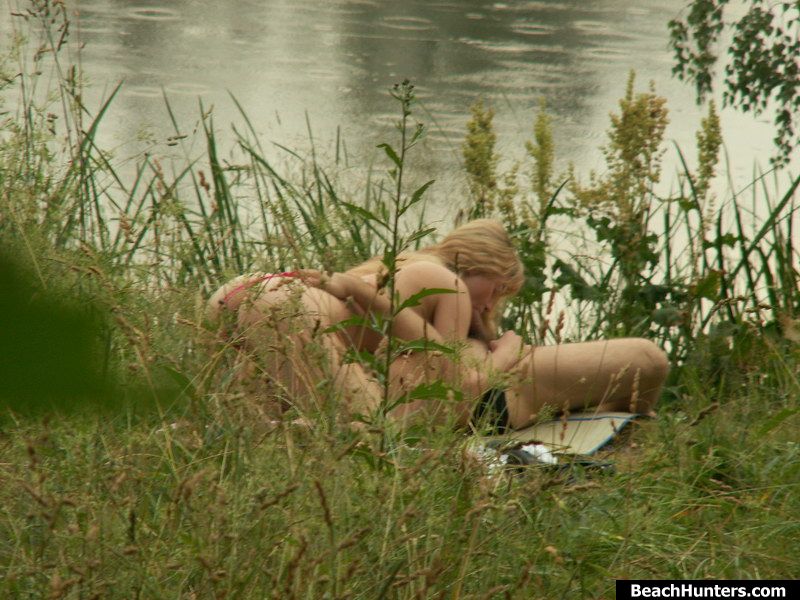 Spycam sex. Frisky chick chocking down cock - XXX Dessert - Picture 4