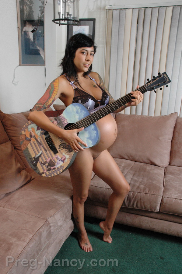 Sexy pregnant. Preggo chick shows off her g - XXX Dessert - Picture 10