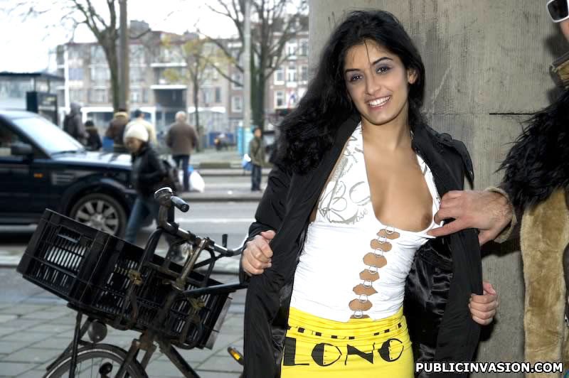 Having sex in public. Public invasion. - XXX Dessert - Picture 1
