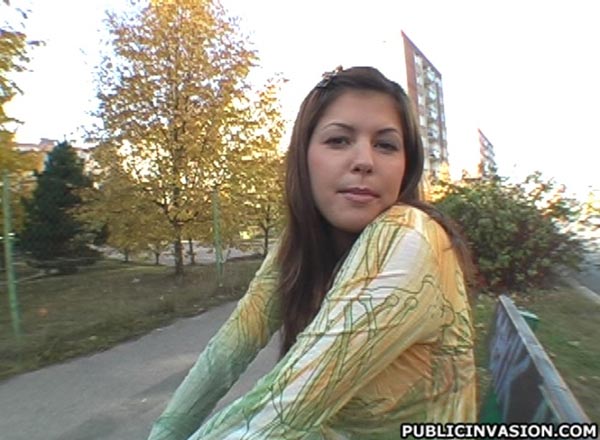 Sexinpublic. Middle of broad fucking day. - XXX Dessert - Picture 3