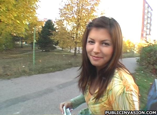 Sexinpublic. Middle of broad fucking day. - XXX Dessert - Picture 8