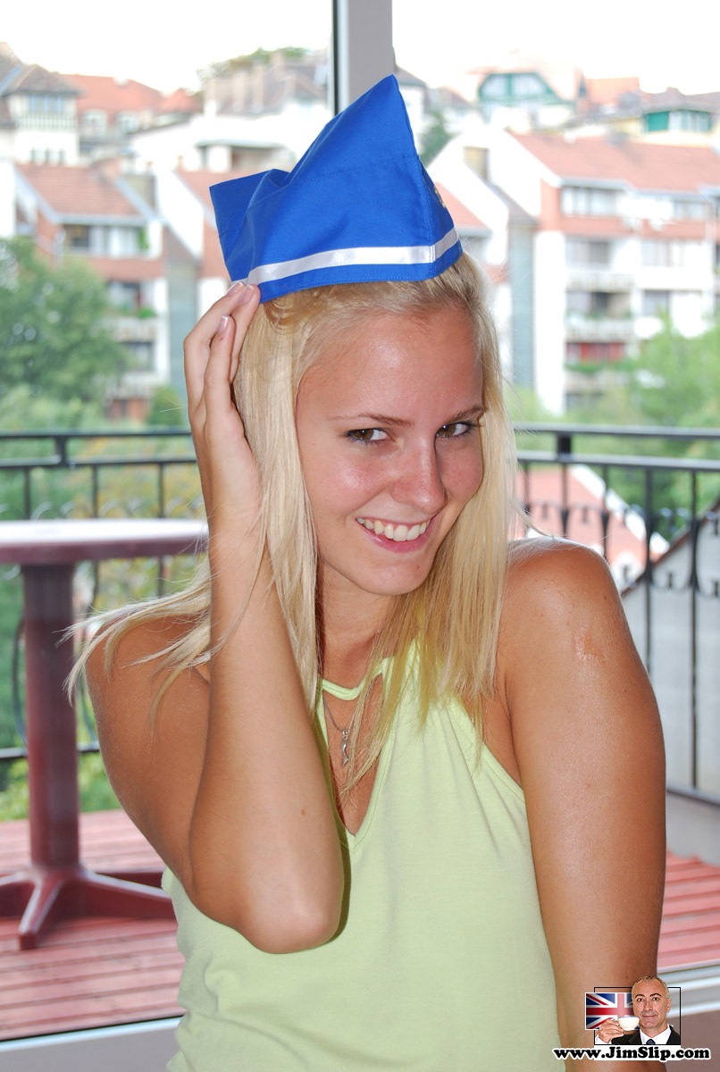 Old man young girl. Blonde teenage hottie i - XXX Dessert - Picture 5