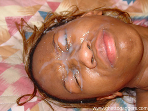 Brutal deep throat. Horny black chick ge - Picture 12