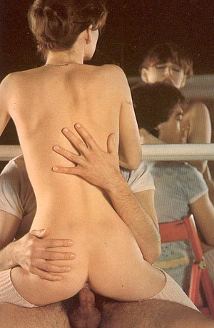 70s and 80s porn. Atlethic seventies lad - XXX Dessert - Picture 13