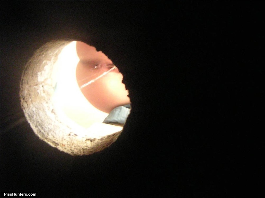 Peeing girl. Meaty peeing pussy shot throug - XXX Dessert - Picture 8