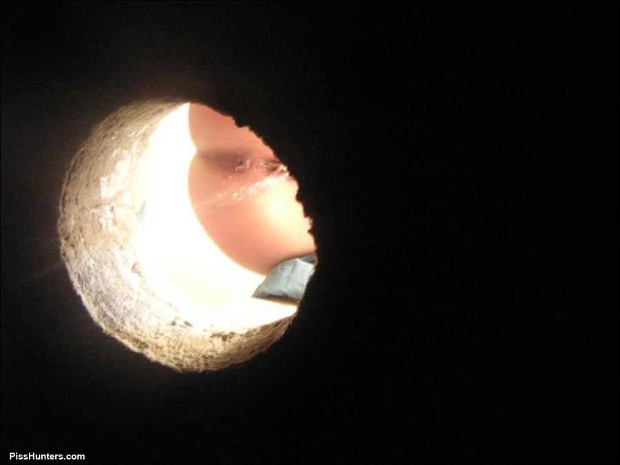 Peeing girl. Meaty peeing pussy shot throug - XXX Dessert - Picture 9