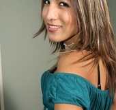Travesti. Nathalie from LA has an incredible ass and gets rock hard right