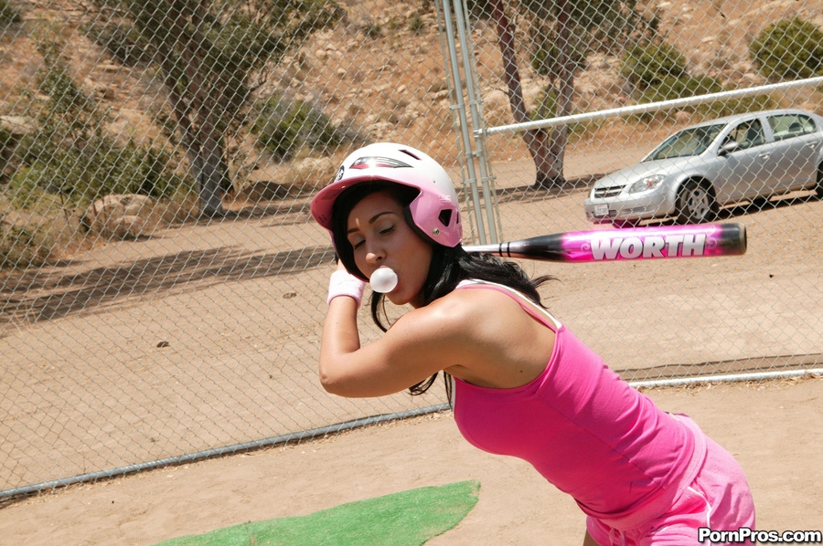 Old and young. Teen brunette fucks PORN LEG - XXX Dessert - Picture 3